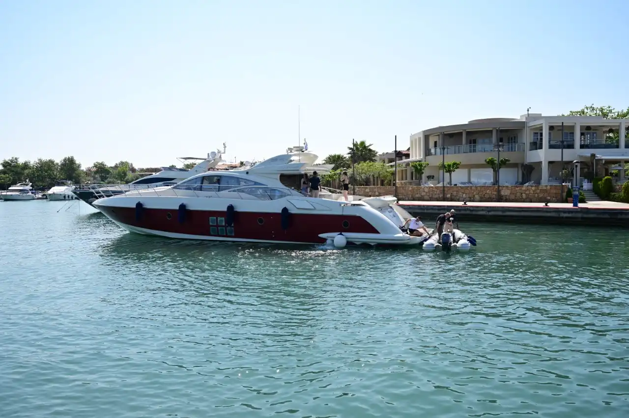 azimut68s-11