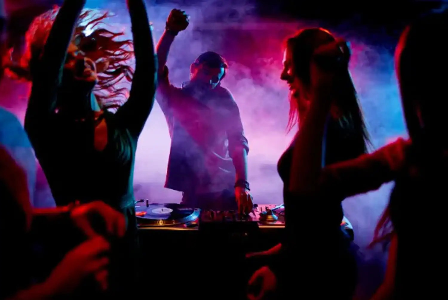 clubbing https://thessyacht.gr/wp-content/uploads/2023/11/clubbing.webp
